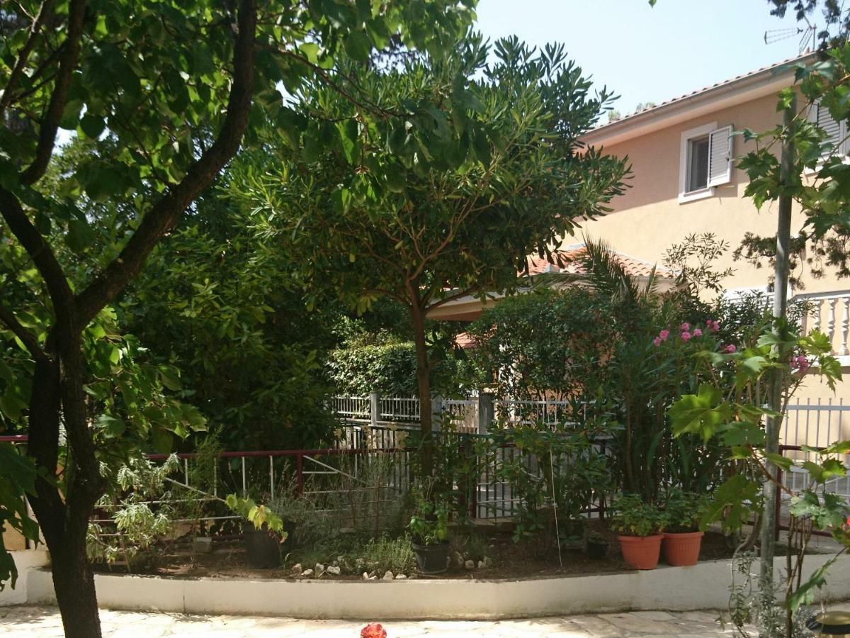Apartmani Matas Petrcane Exteriér fotografie