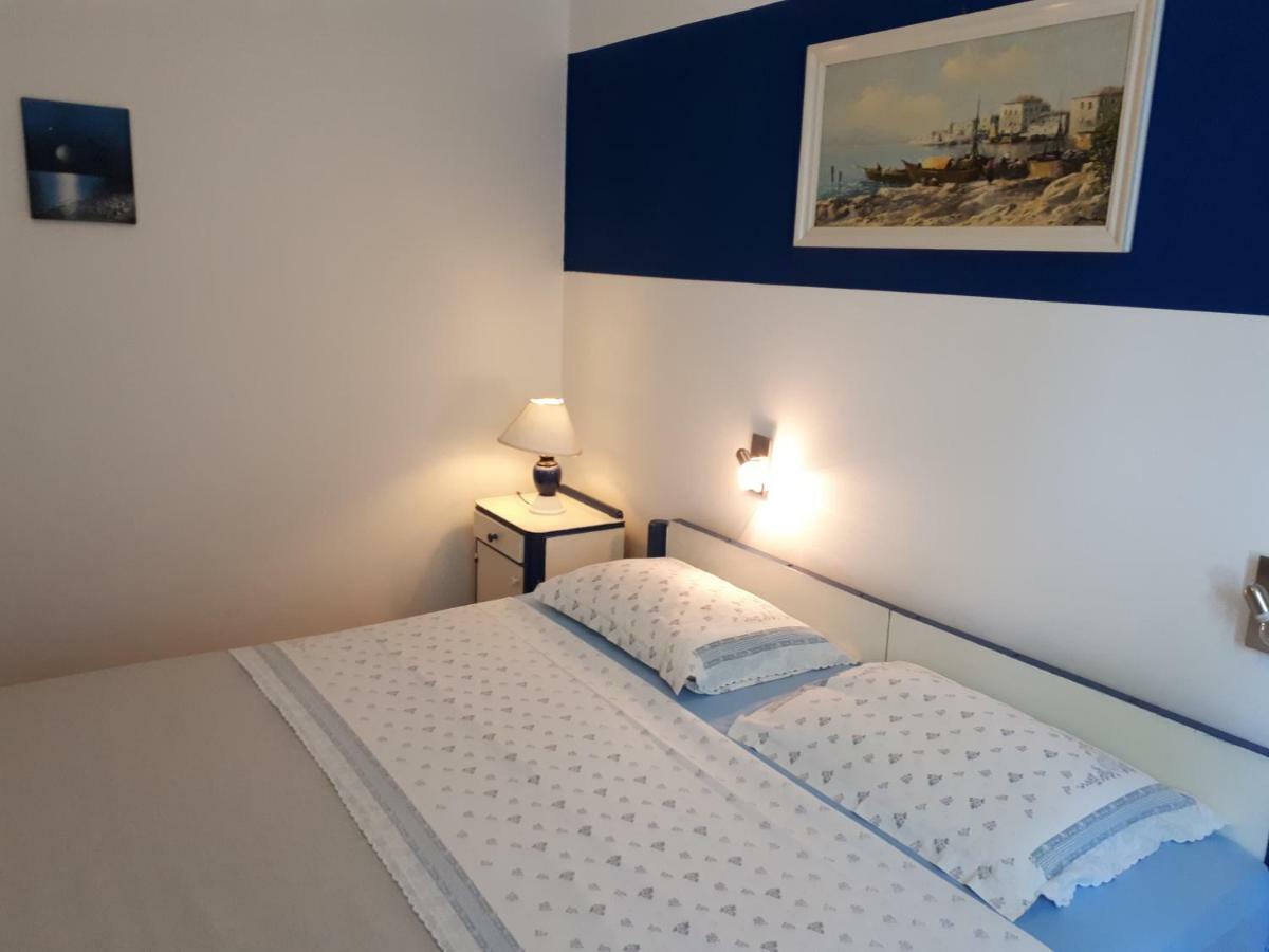 Apartmani Matas Petrcane Exteriér fotografie