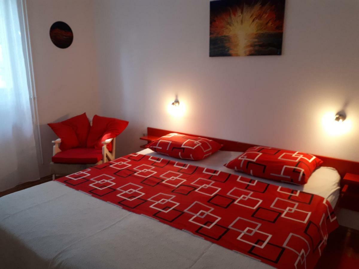 Apartmani Matas Petrcane Exteriér fotografie