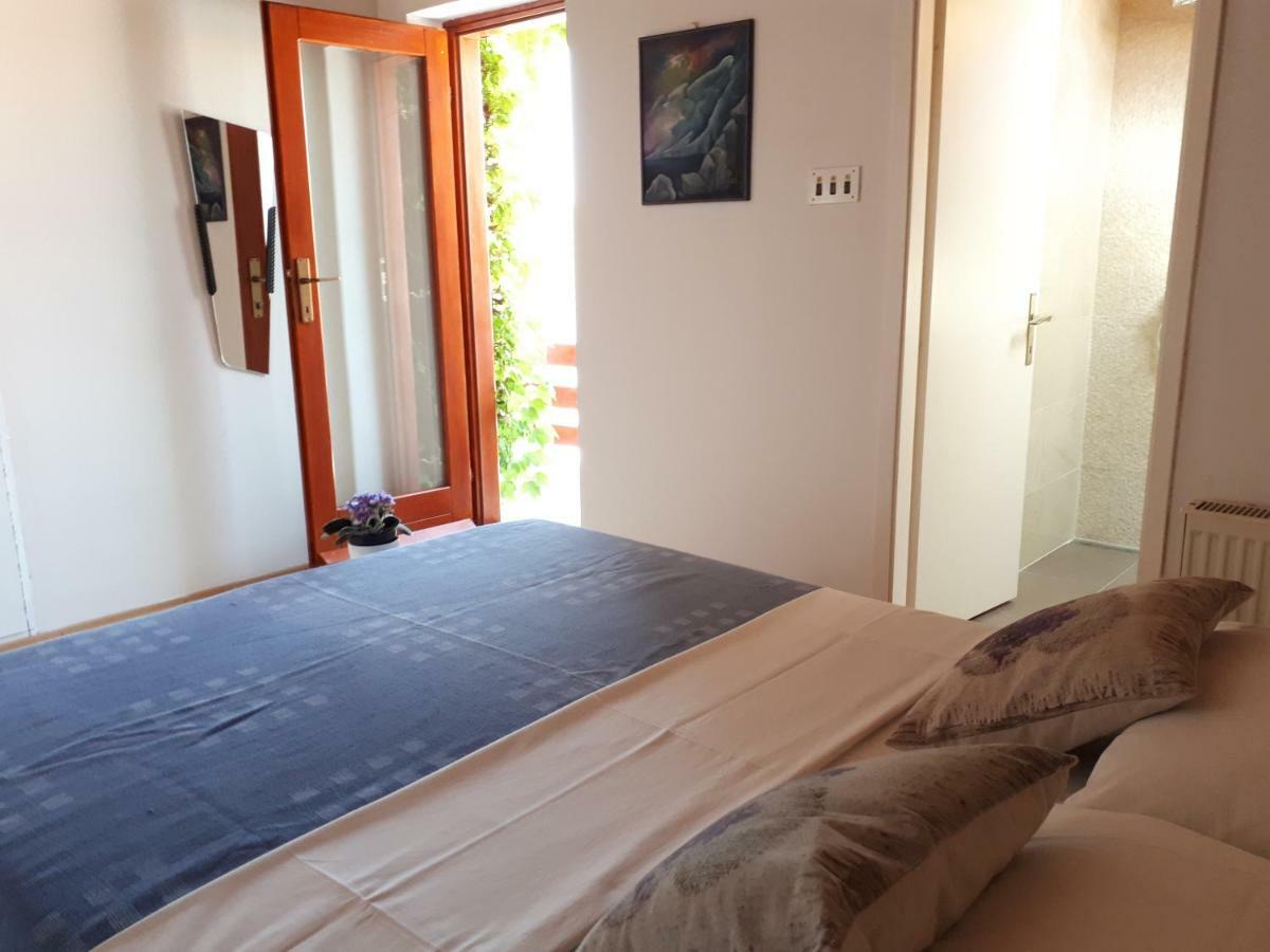 Apartmani Matas Petrcane Exteriér fotografie